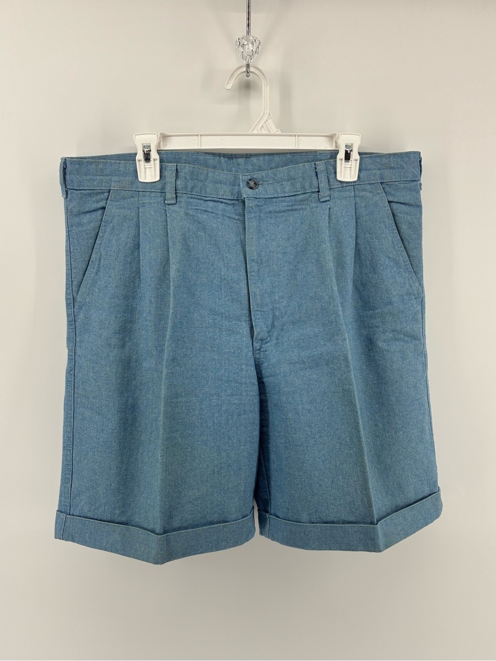 Vintage Editions by George Richard’s Men's Blue Pleated Cuffed Shorts